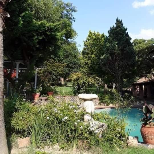 Ferndale Lodge Johannesburg Bagian luar foto